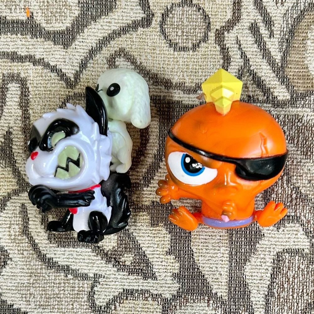 4/$20 FGTeeV Ollreo Figure (Gliws in the Dark) & Bringo an Extraterrestrials